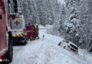 Tirol: Pkw in Gerlos von B 165 über Schneeböschung gerutscht