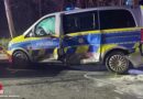 D: Pkw-Lenkerin rammt in Velbert einen Streifenwagen → 4 Verletzte