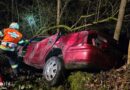 Nö: Unfall an schwer einsehbarer Stelle in Waidhofen / Ybbs → Lenker hatte großes Glück