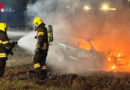 Nö: Lenker ließ in Traismauer in Brand geratenes Auto in Acker ausrollen
