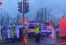 D: Kollision zwischen Krankenwagen und Pkw → Feuerwehr Hattingen ist gleich zweimal Retter in der Not