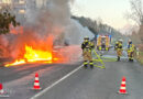 D: In Vollbrand stehender Pkw in Herdecke