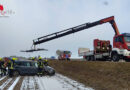Nö: Fahrzeugüberschlag nach Zusammenstoß auf B 36-Kreuzung in Waidhofen / Thaya