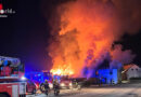 Nö: Einen Tag nach Feuerwehr-Großübung steht ehemaliges Gasthaus in Schrems in Flammen
