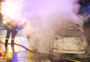 D: Vollbrand eines Autos auf der B 33 bei Radolfzell