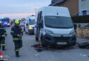Oö: Mann in Stroheim bei Reparaturarbeiten beinahe von Transporter erdrückt