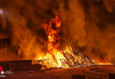 D: Feuer an Sortierrestelager einer Mülldeponie in Erfurt