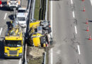 Schweiz: Lastwagen prallt auf der A 15 bei Schmerikon gegen Prellbock-Anhänger → umgestürzter 4-Achser