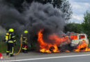 D: Auto steht auf A 1 bei Sottrum licherloh in Flammen
