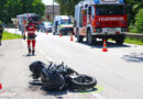 Oö: Schwerer Motorradsturz durch Bodenwelle bei Roitham am Traunfall