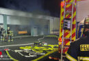 D: Fahrzeugbrand in der Halle des Bauhofes Alfter-Impekoven
