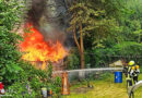 D: Vollbrand einer Gartenlaube in Oberhausen