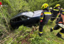Nö: Auto rollte in Hollenstein 80 Meter einen Hang hinab