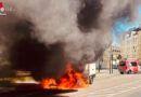 D: Kleintransporter in Essen in Vollbrand