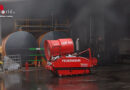 Oö: Chemische Reaktion → Brand bei Entsorgungsunternehmen in Pinsdorf rasch bekämpft