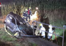 Stmk: Lenker klemmt nach Kollision mit Lärmschutzwand auf der L601 bei Wohlsdorf (Gem. Wettmannstätten) im Auto
