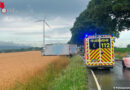 D: Lkw bei Unfall seitlich aufgerissen