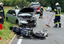 Oö: Motorrad prallt auf B 154 gegen Pkw