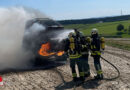 Nö: Ballenpresse brennt auf Feld in Wieselburg
