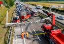 Nö: Kran prallt gegen Überkopfträger – Totalsperre der Westautobahn
