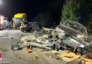 D: Lkw kollidiert auf A 33 mit Pannen-Porsche mit Anhänger