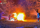 D: Brand mehrerer Holzstapel und eines Holzunterstandes