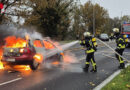 D: Auto nach Unfall in Celle in Vollbrand