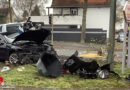 D: Ein Todesopfer bei Kreuzungsunfall Polizei-Mannschaftstransporter und Pkw in Gelsenkirchen