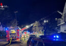 D: Wohnungsbrand in Kaarst greift auf Dachstuhl über → mehrere Personen über tragbare Leitern gerettet