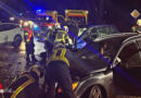D: Zusammenprall zweier Pkw bei Aurich & Feuerwehr transportiert Schulkinder