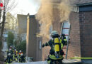 D: Großeinsatz bei Gebäudebrand in Rösrath