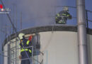 Oö: Sechs Feuerwehren bei Silobrand bei einem Bäckereibetrieb in Laakirchen im Einsatz