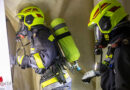 Nö: Rettungssäge-Einsatz bei Zimmerbrand in Wohngebäude in Krems