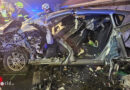 Stmk: Person nach Pkw-Unfall auf der B 76 im Auto eingeklemmt