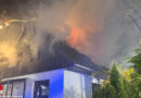 D: Feuer breitet sich schnell aus → zwei Einfamilienhäuser in Alveslohe betroffen → 200 Kräfte eingesetzt