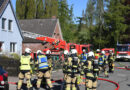 D: Anbau in Vollbrand → Feuerwehr rettet Einfamilienhaus in Barmstedt