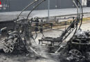 Schweiz: Vom Elektromobil bleibt nach Brand nur ein Metallgestell