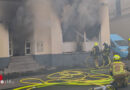 D: Zwei Verletzte bei Gebäudebrand in Pizzeria in Menden