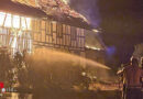 Schweiz: Leerstehendes Bauernhaus in Stadel in Vollbrand