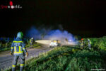 Pkw auf der Stratzinger Straße in Vollbrand
