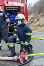 Pkw-Brand nach Unfall auf der L44